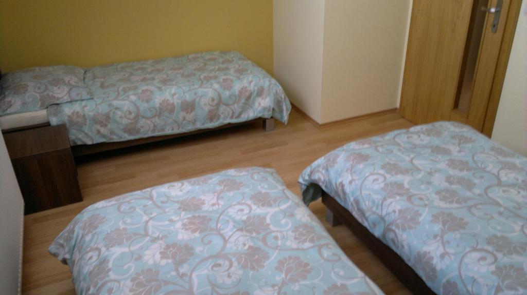Park - Apartmany Na Prenajom Nové Mesto nad Váhom Oda fotoğraf