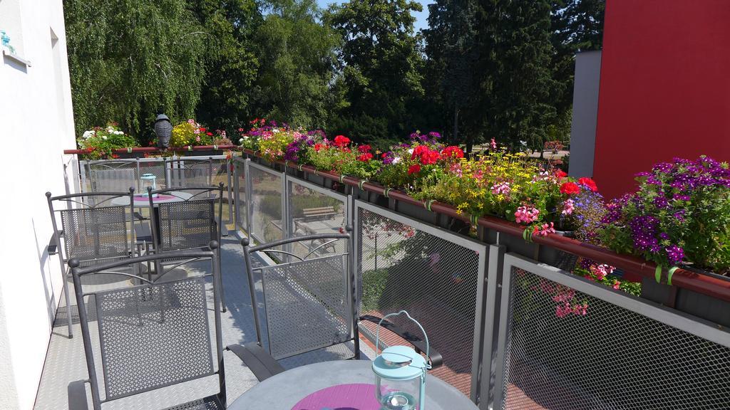 Park - Apartmany Na Prenajom Nové Mesto nad Váhom Dış mekan fotoğraf